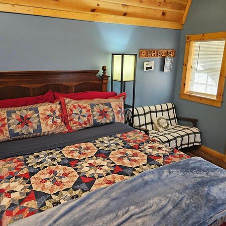 Acorn Cottage At Hocking Vacations Logan Zewnętrze zdjęcie